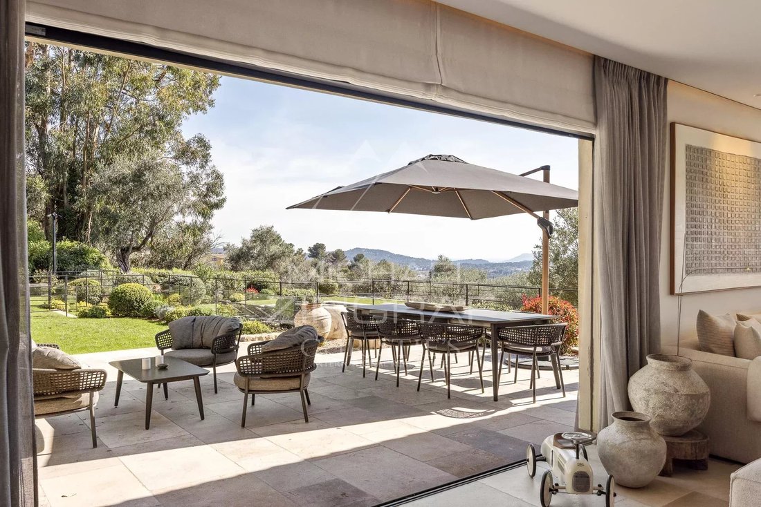 Villa in Grasse, Provence-Alpes-Côte d'Azur, France 4 - 16731424