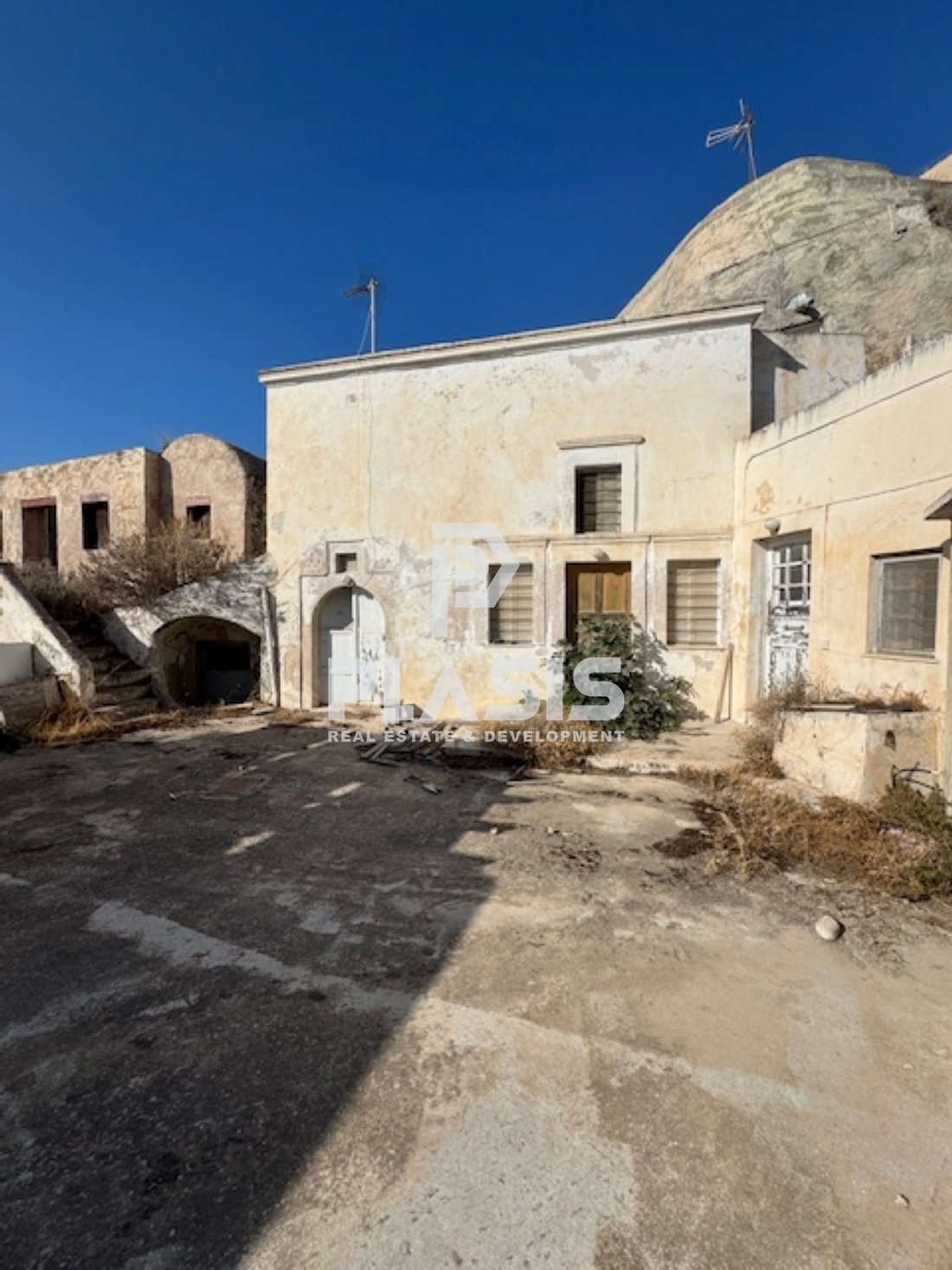 House in Thira, Aegean, Greece 1 - 15809976