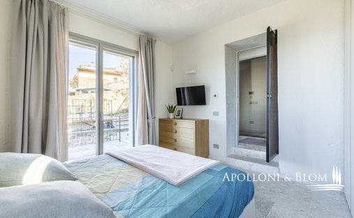 Millennial Castle In The Hills Of Arezzo