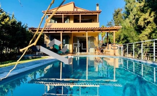 House in Palea Fokea, Attica, Greece 1