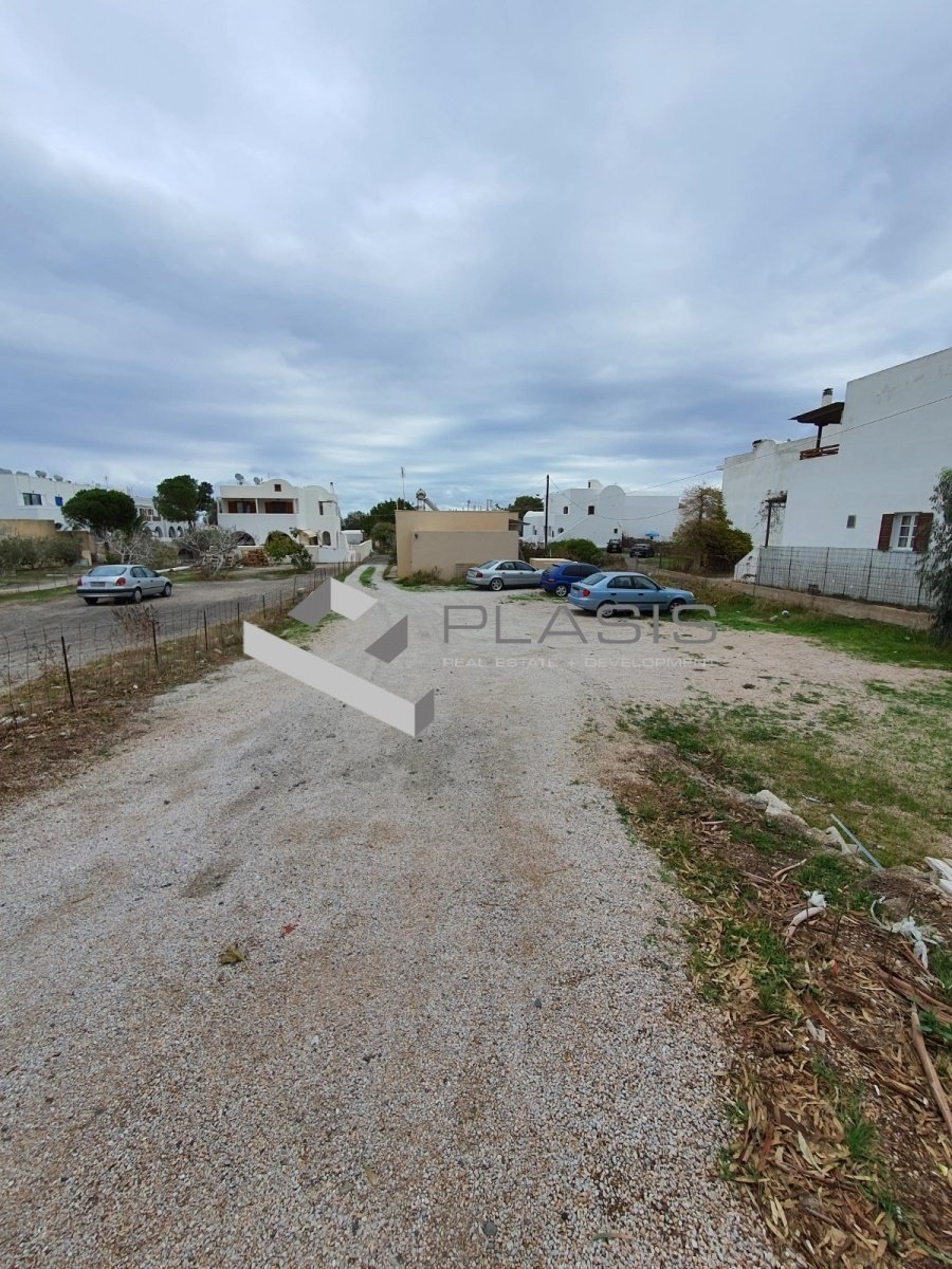 Land in Thira, Aegean, Greece 3 - 15731181