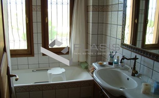 House in Markopoulo Mesogaias, Attica, Greece 1