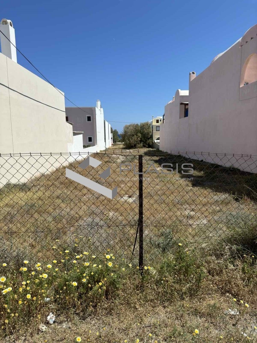 Land in Thira, Aegean, Greece 5 - 15729461