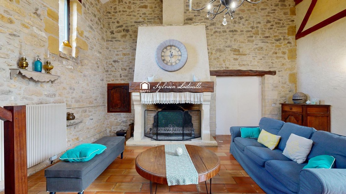 House in Les Eyzies-de-Tayac-Sireuil, Les Eyzies, France 5 - 16734357