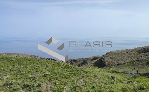 Land in Community of Ia, Ia, Greece 1