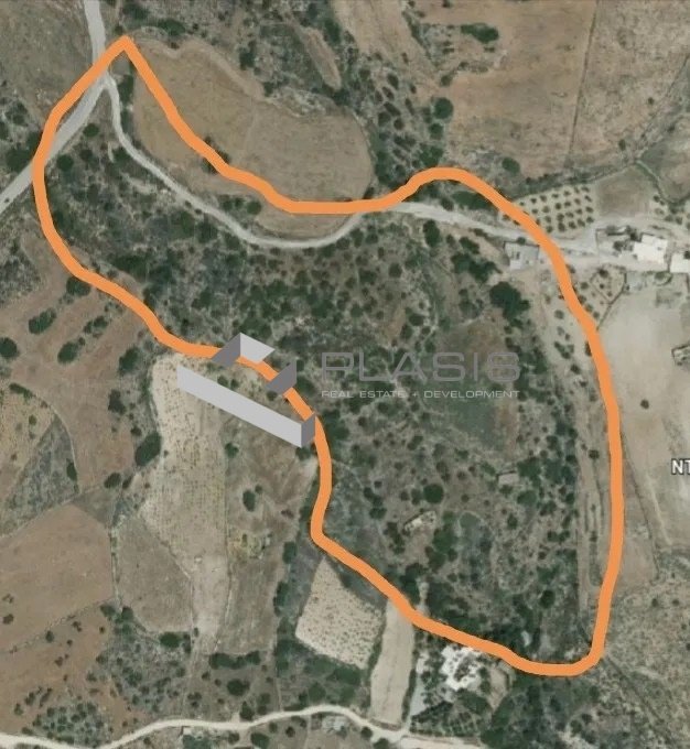 Land in Paros, Aegean, Greece 3 - 15729469