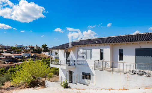 House in Nea Makri, Attica, Greece 1