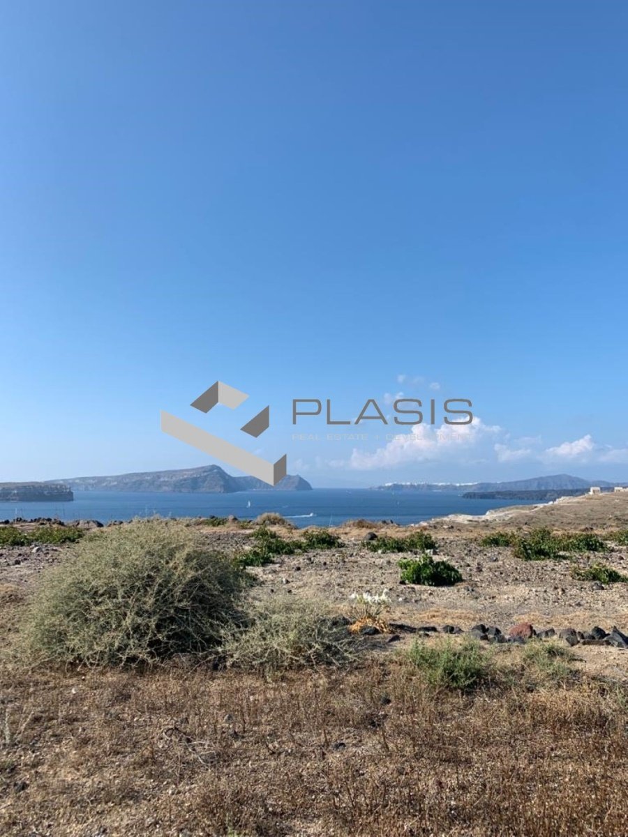 Land in Thira, Aegean, Greece 1 - 15731337