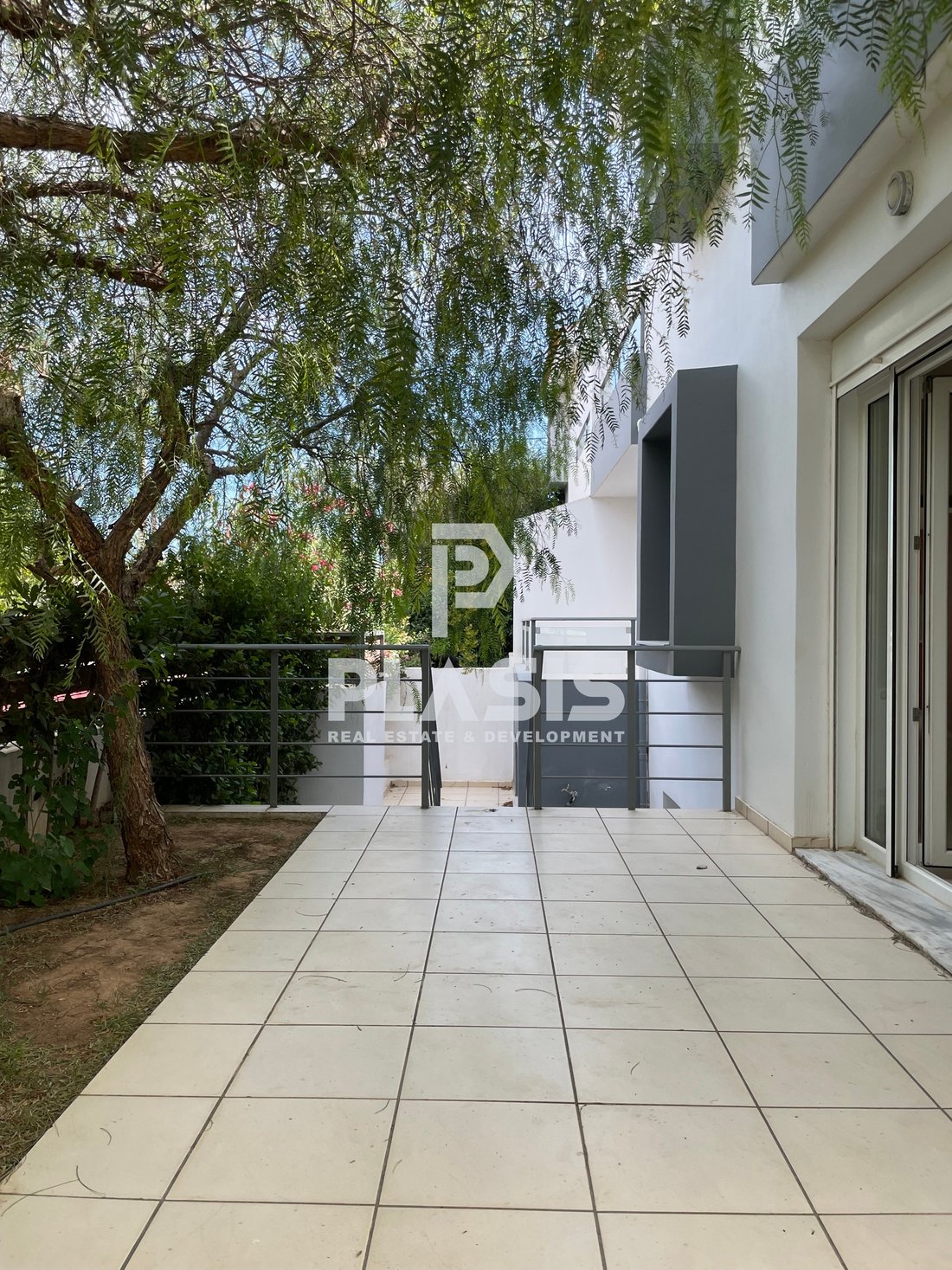 Apartment in Kalyvia Thorikou, Attica, Greece 1 - 15731792