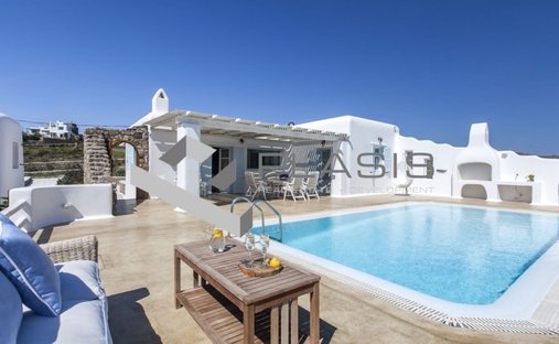 House in Ano Mera Community, Aegean, Greece 1