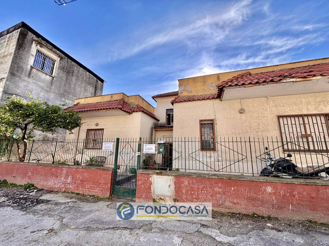 House in Aversa, Campania, Italy 1 - 16736529