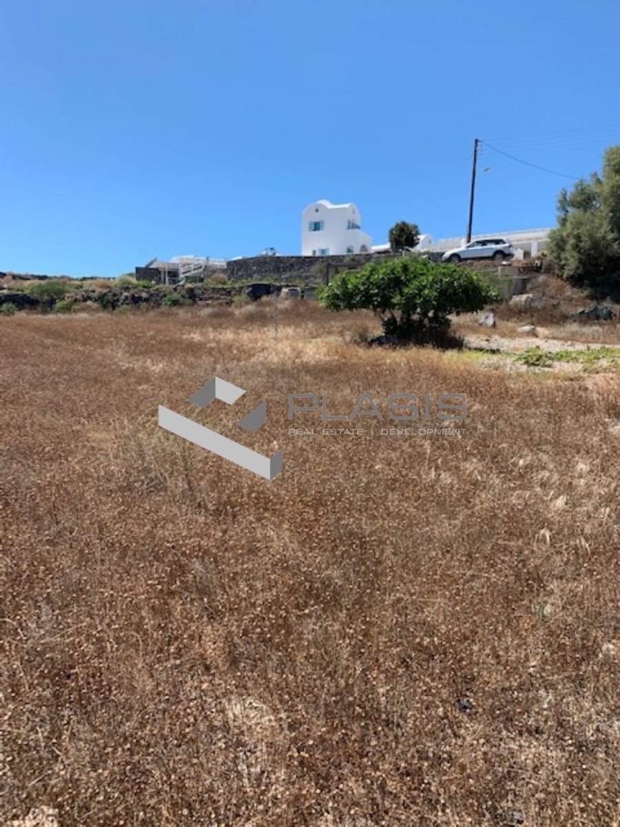 Land in Thira, Aegean, Greece 3 - 15731288
