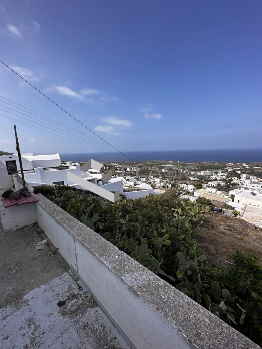 House in Thira, Aegean, Greece 4 - 15431721