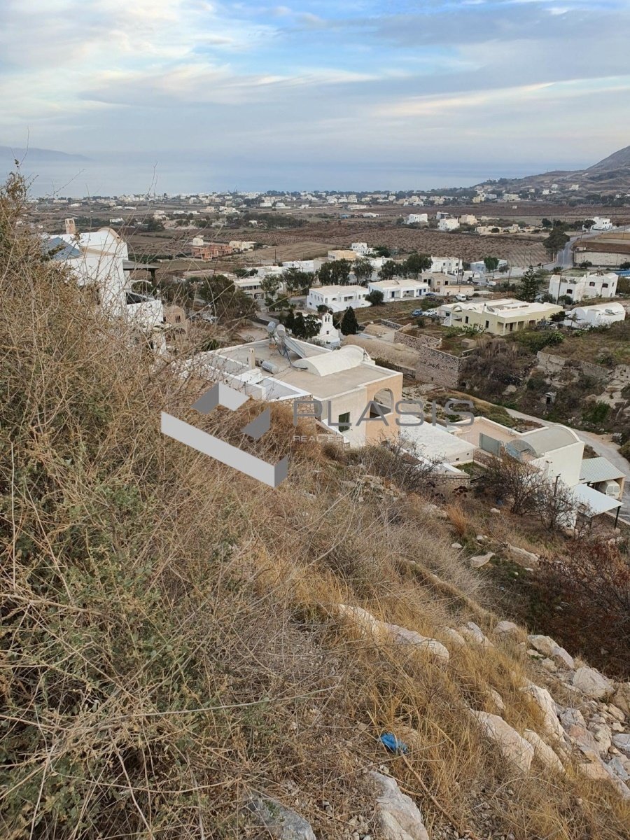 Land in Thira, Aegean, Greece 1 - 15731131