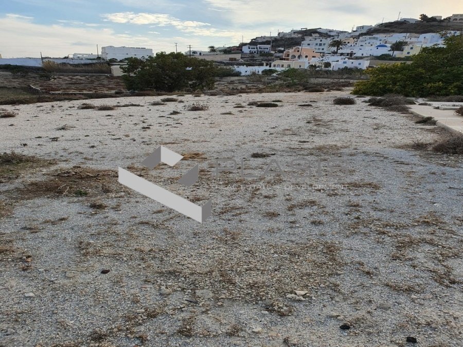 Land in Thira, Aegean, Greece 1 - 15731184