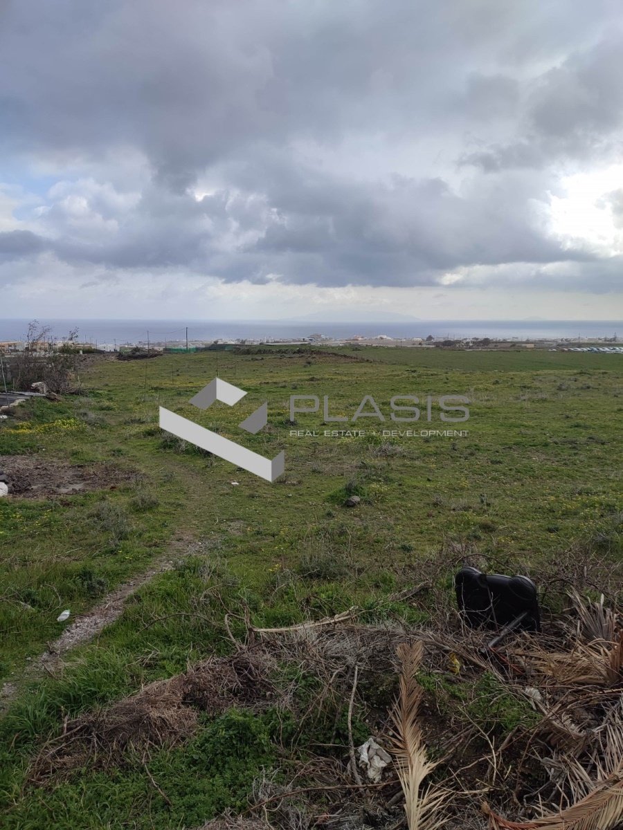 Land in Thira, Aegean, Greece 2 - 15731294
