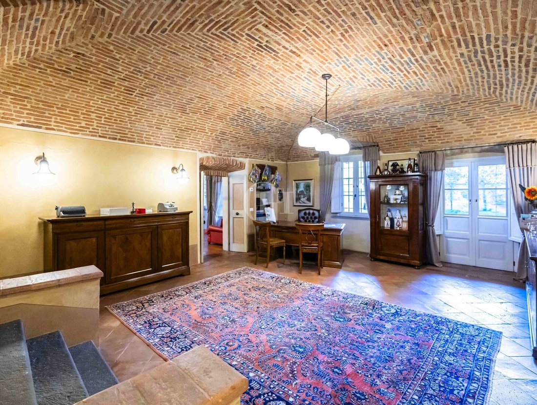 Villa in Cazzago San Martino, Lombardy, Italy 5 - 16737682