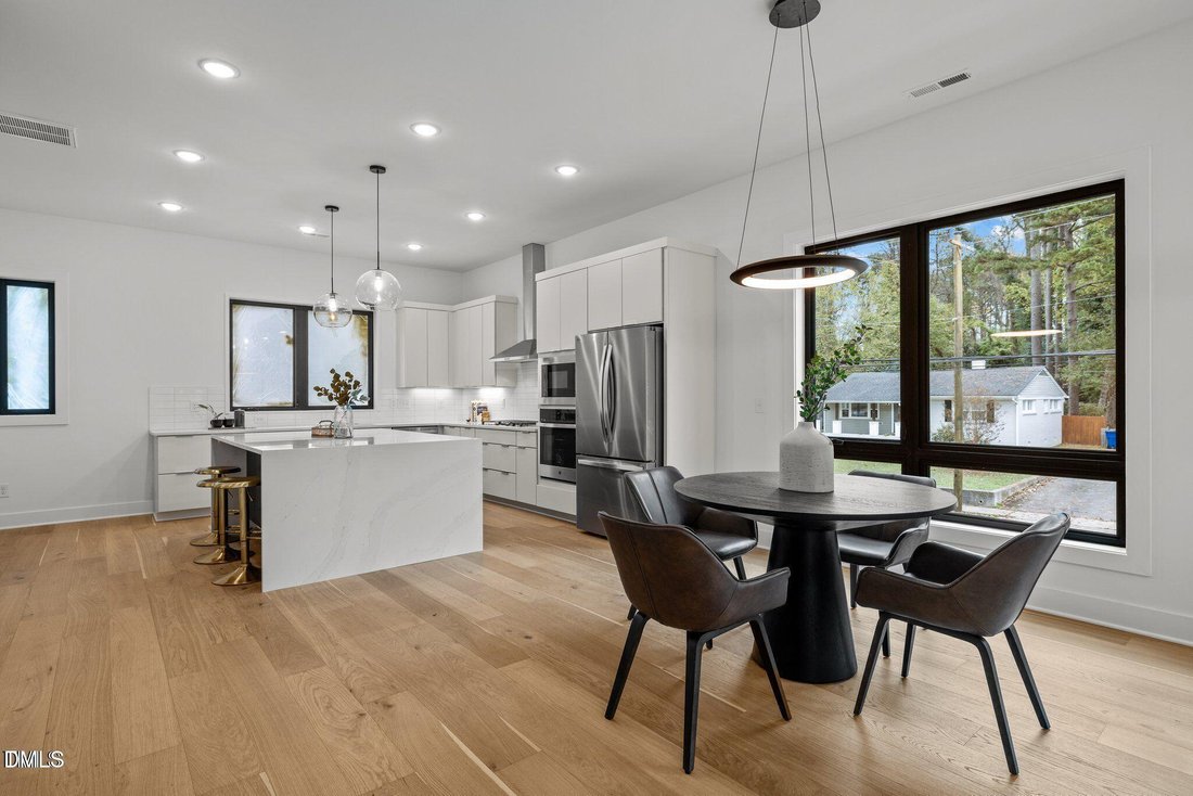 Condo in Raleigh, North Carolina, United States 5 - 16733421