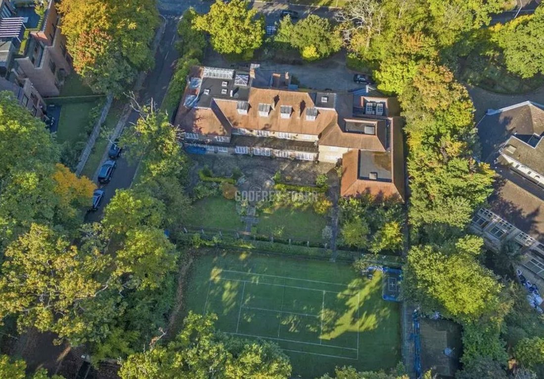 House in Hampstead Garden Suburb, Barnet, England 4 - 16734840