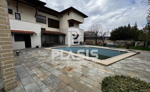 House in Penteli, Attica, Greece 1
