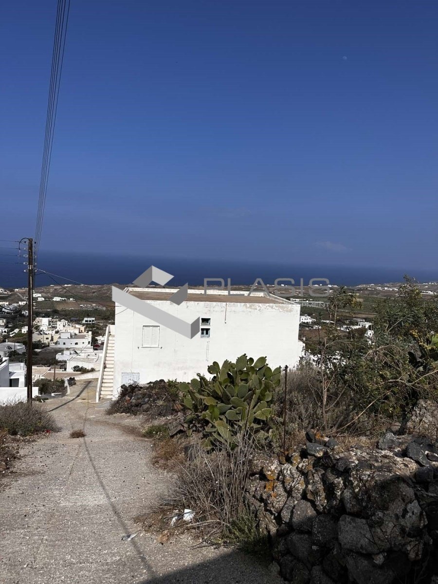 House in Thira, Aegean, Greece 2 - 15431721