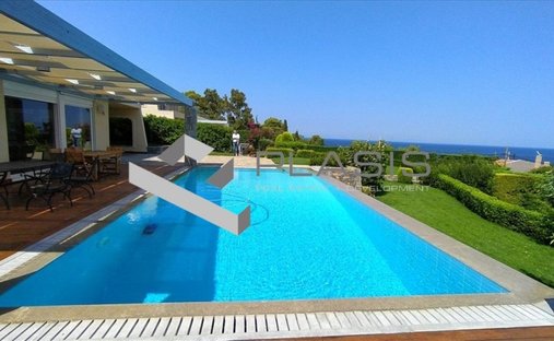 Maison à Palea Fokea, Attique, Grèce 1