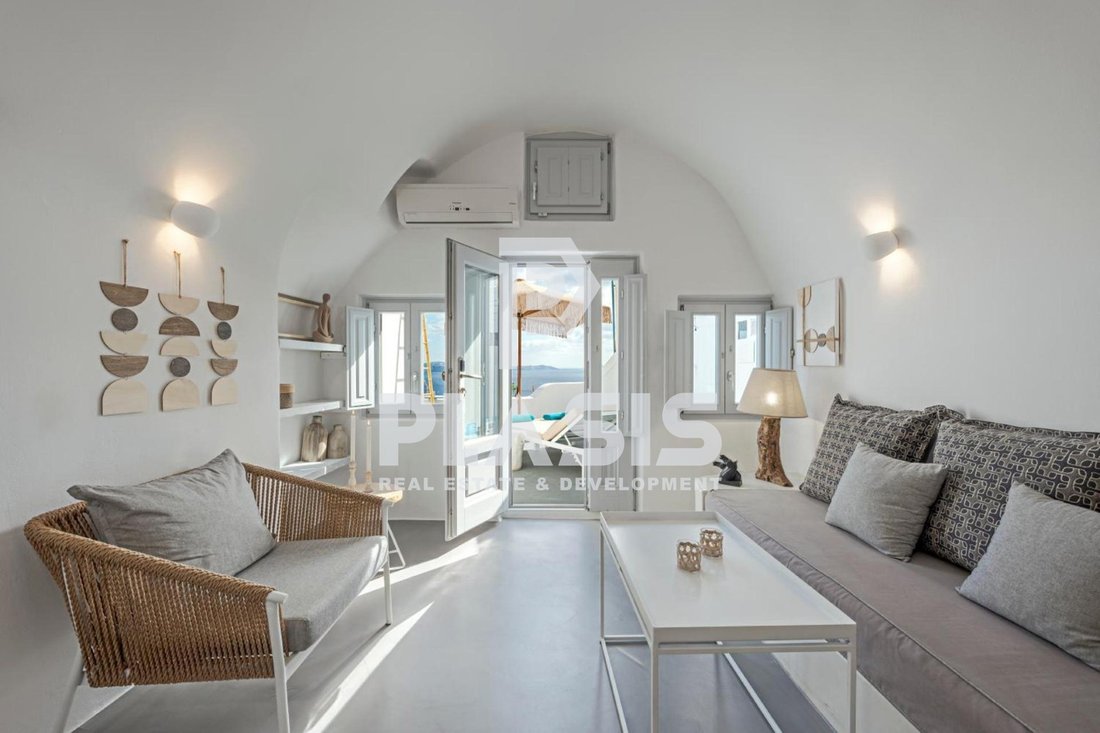 House in Community of Ia, Ia, Greece 2 - 16312928