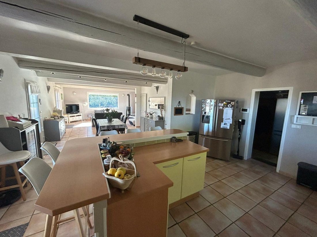House in Châteauneuf-de-Gadagne, Provence-Alpes-Côte d'Azur, France 5 - 16737409