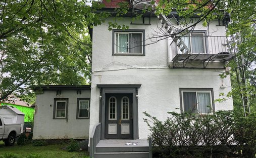 House in New York, New York, United States 1