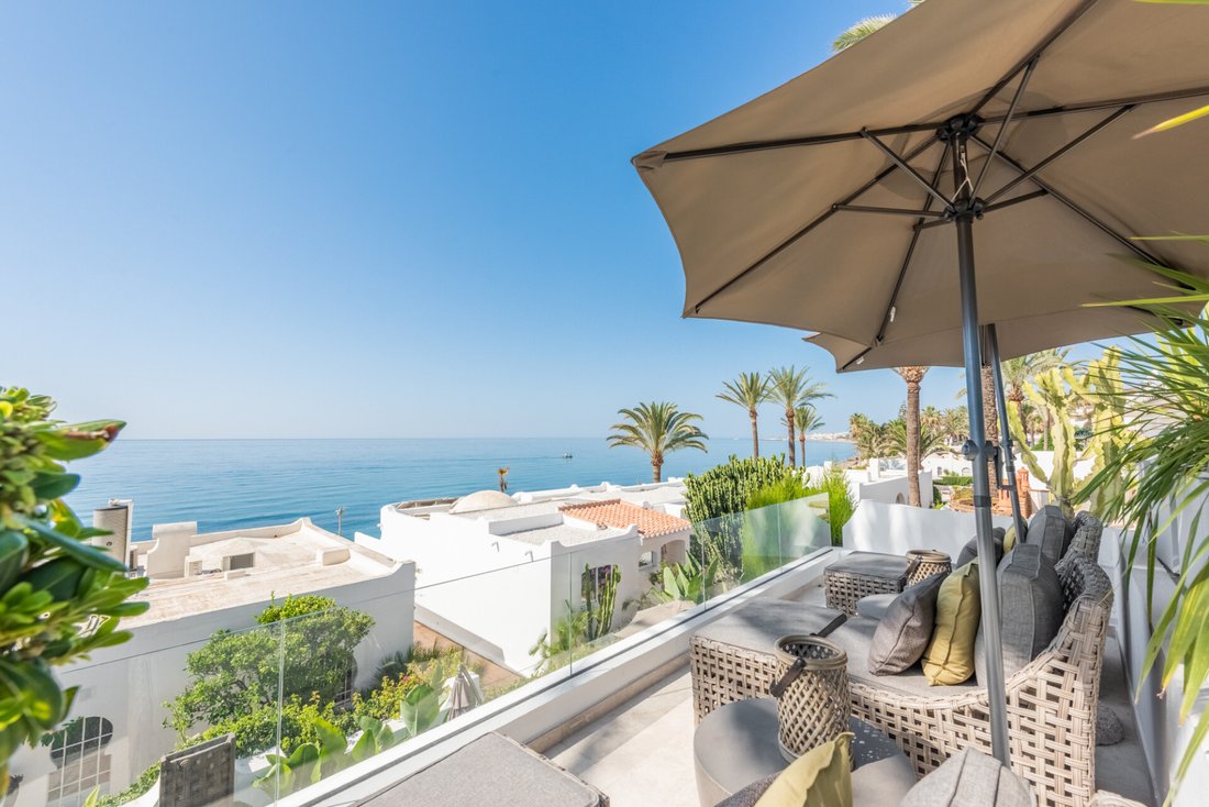Townhouse in Golden Mile, Andalusia, Spain 1 - 16734700
