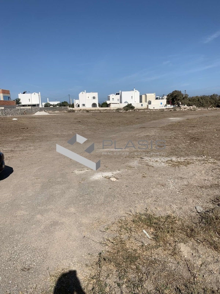 Land in Thira, Aegean, Greece 1 - 15729605