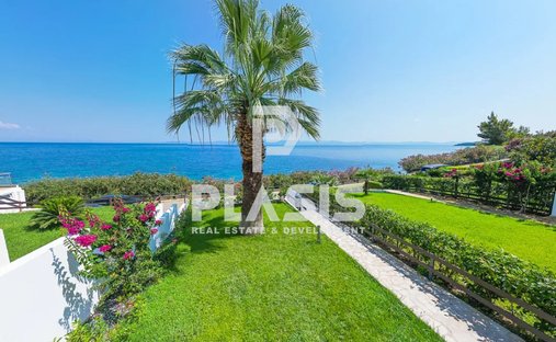 Villa in Pallini Municipal Unit, Macedonia and Thrace, Griechenland 1