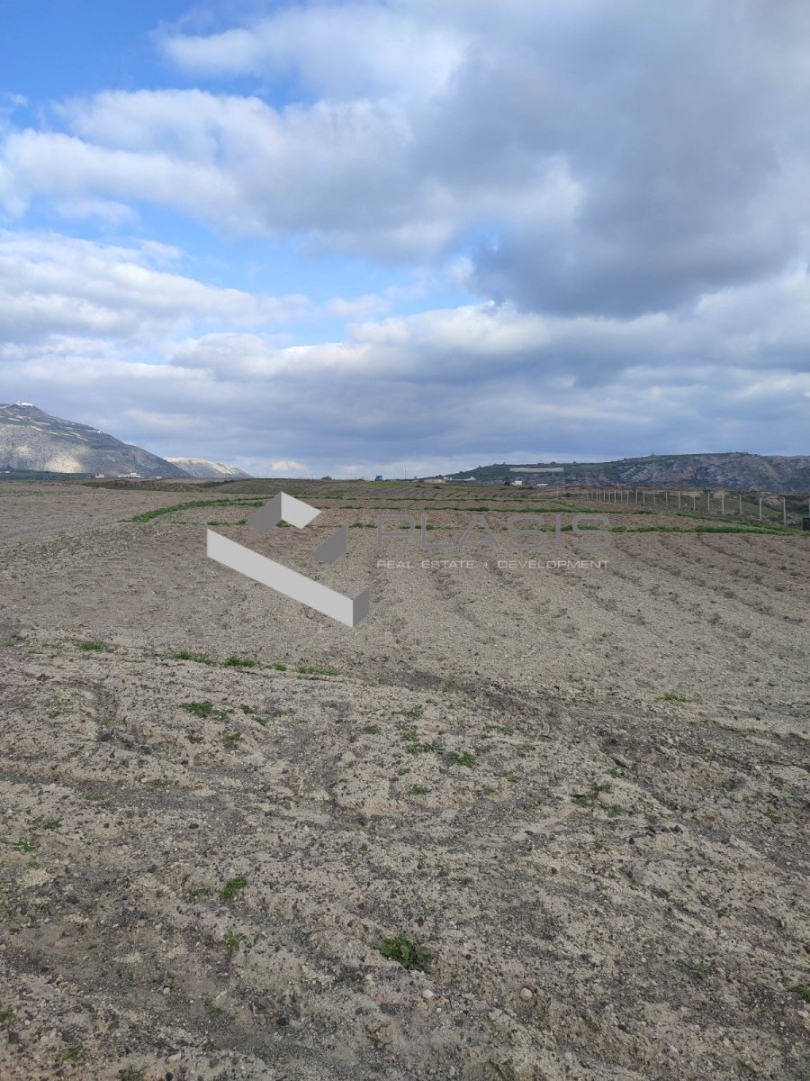 Land in Thira, Aegean, Greece 1 - 15731270