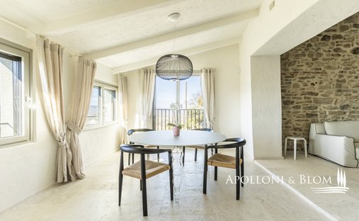 Millennial Castle In The Hills Of Arezzo