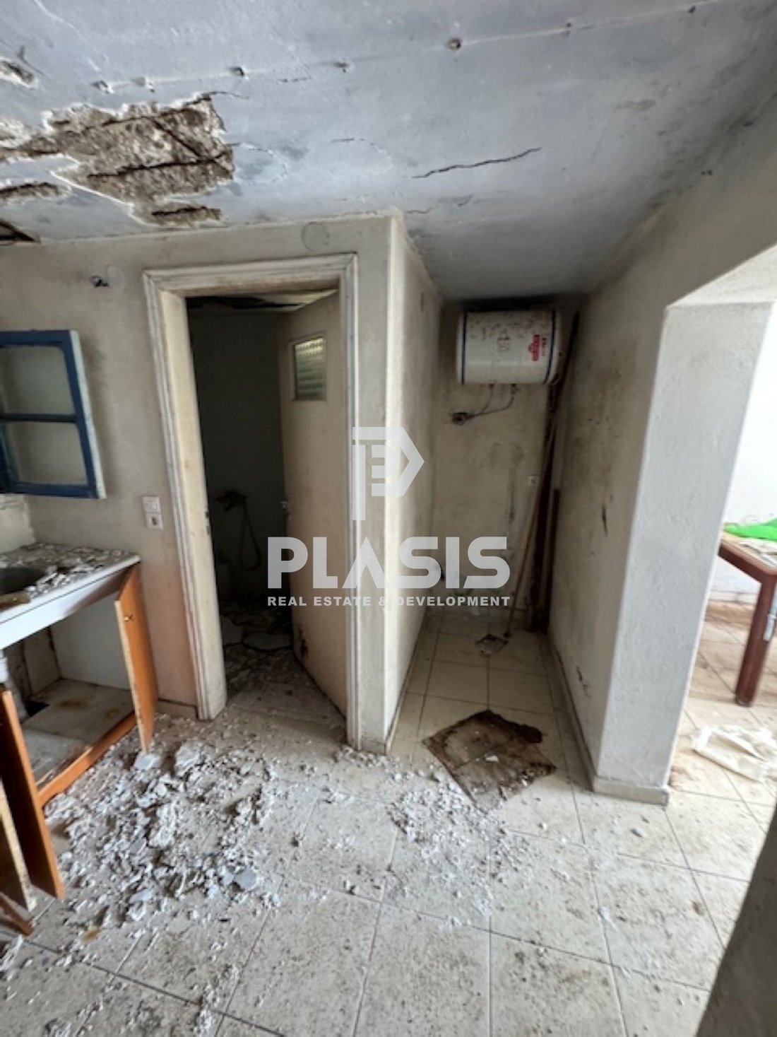 House in Thira, Aegean, Greece 5 - 15366444