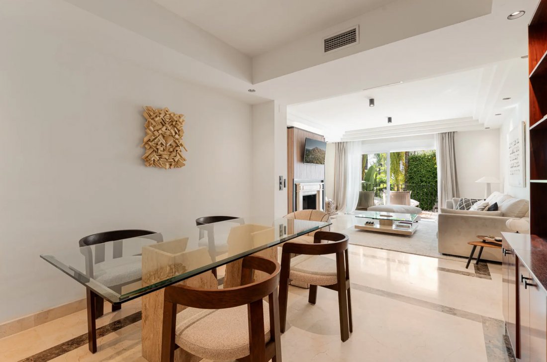 Apartment in Sierra Blanca, Marbella, Spain 2 - 16737694