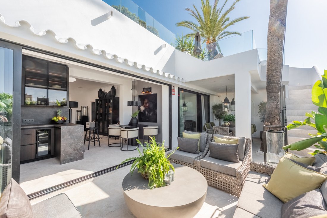 Townhouse in Golden Mile, Andalusia, Spain 4 - 16734700