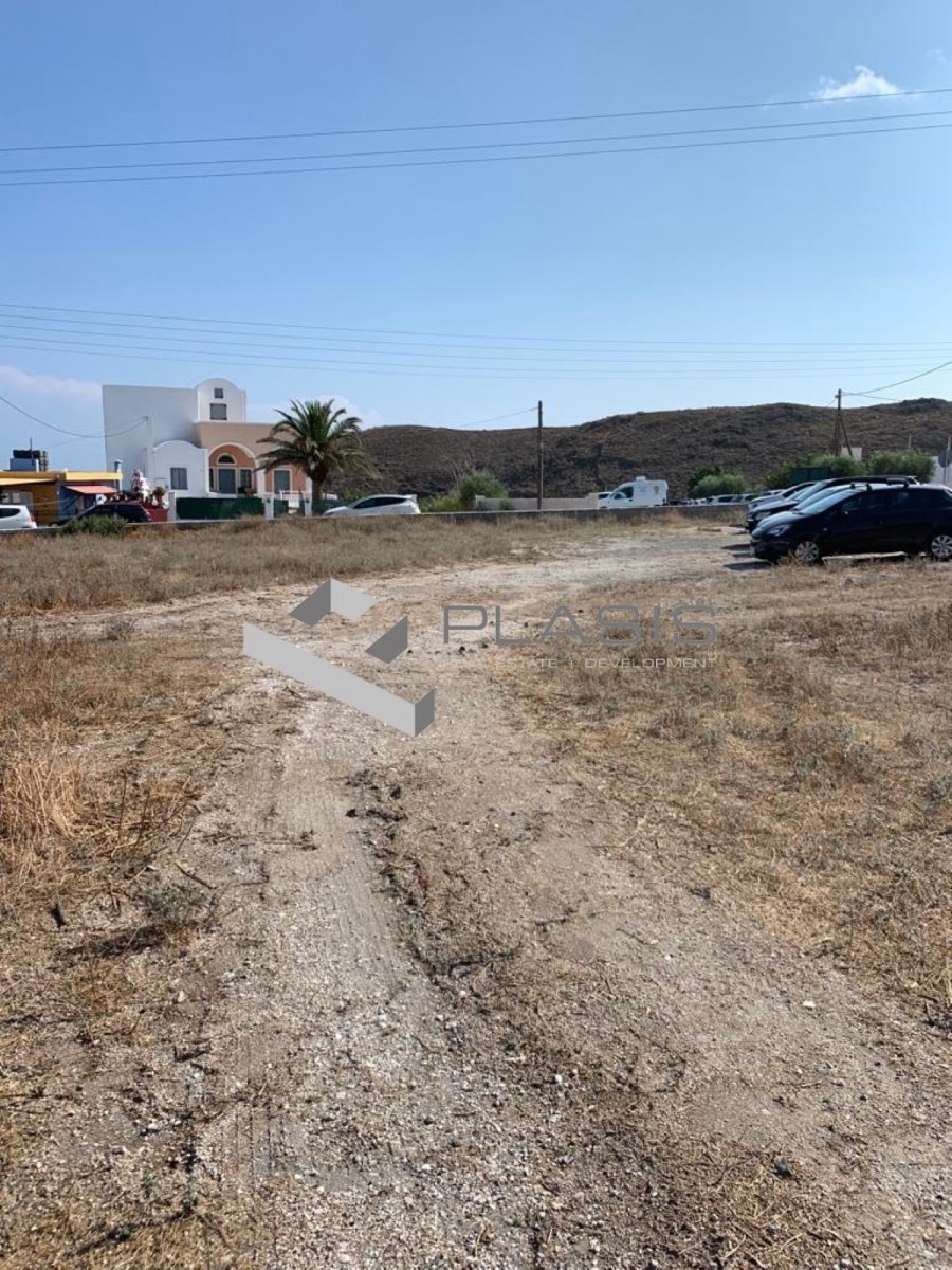 Land in Thira, Aegean, Greece 4 - 15731334