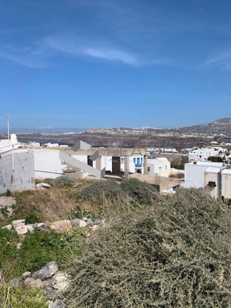 Land in Thira, Aegean, Greece 1 - 15731024