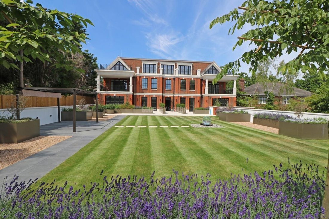House in Ferney Hill, Enfield, England 4 - 16735293