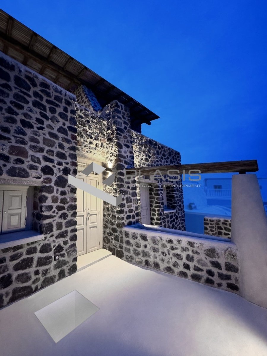 House in Thira, Aegean, Greece 4 - 15190852