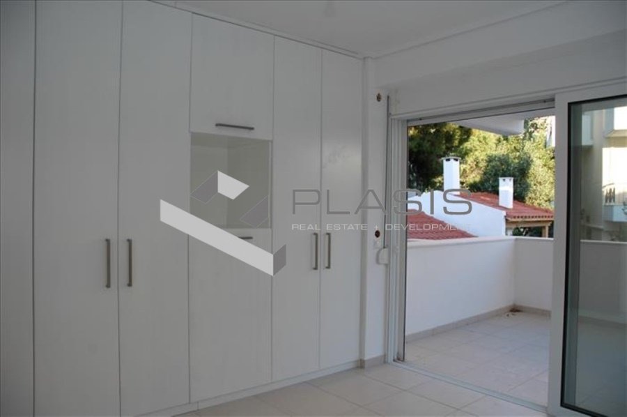 Apartment in Saronida, Attica, Greece 4 - 15731427