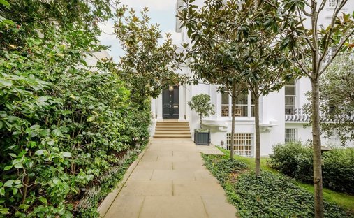 House in Westminster, England 1
