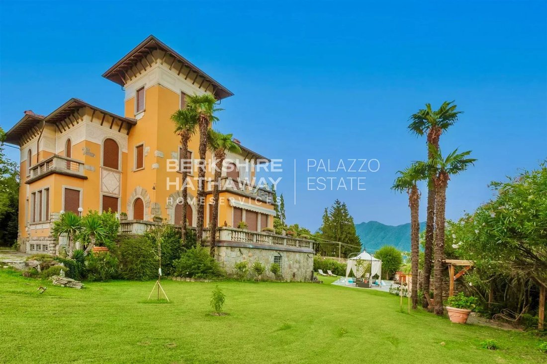 Villa a Verbania, Piemonte, Italia 1 - 16663765