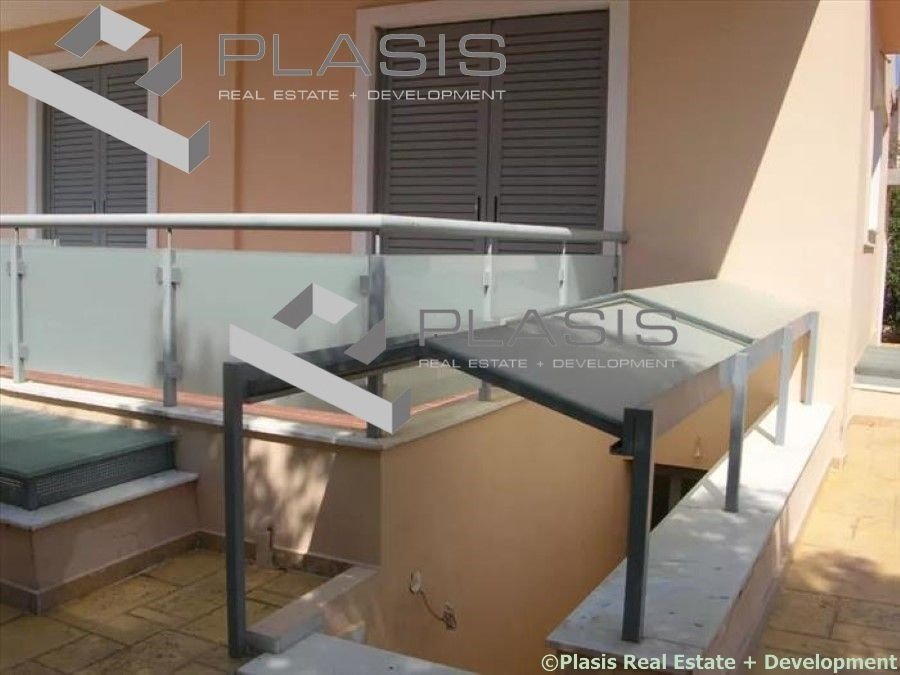 Apartment in Kalyvia Thorikou, Attica, Greece 1 - 15732052