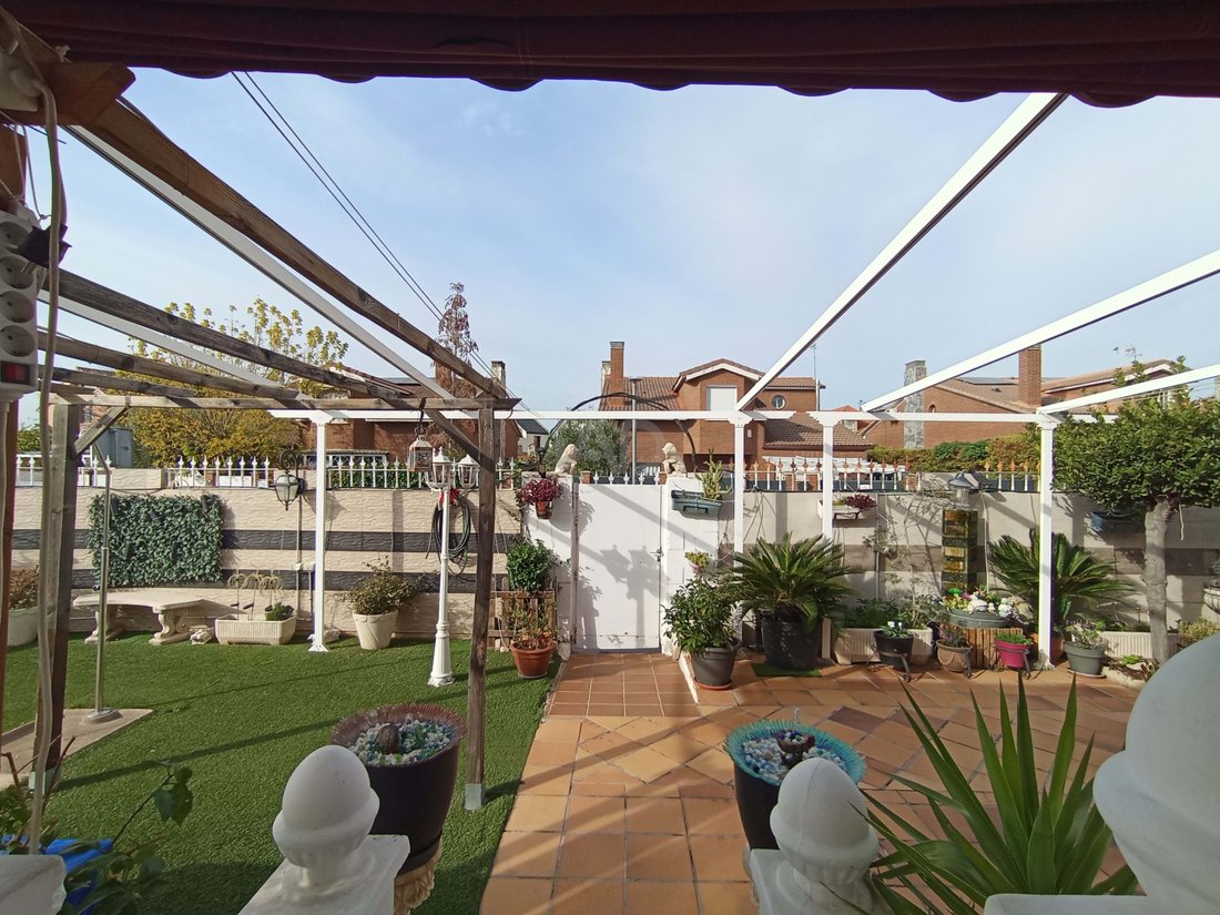 Villa in Puente de Vallecas, Madrid, Spain 2 - 16478865
