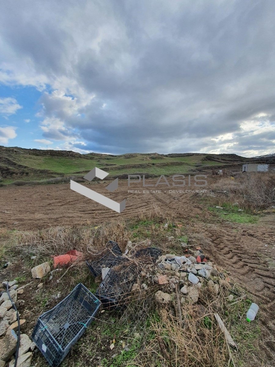 Land in Thira, Aegean, Greece 4 - 15731254