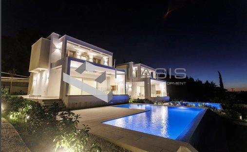 Villa in Pallini Municipal Unit, Macedonia and Thrace, Griechenland 1