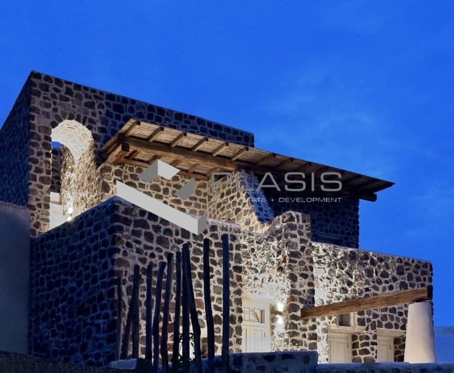 House in Thira, Aegean, Greece 1 - 15190852
