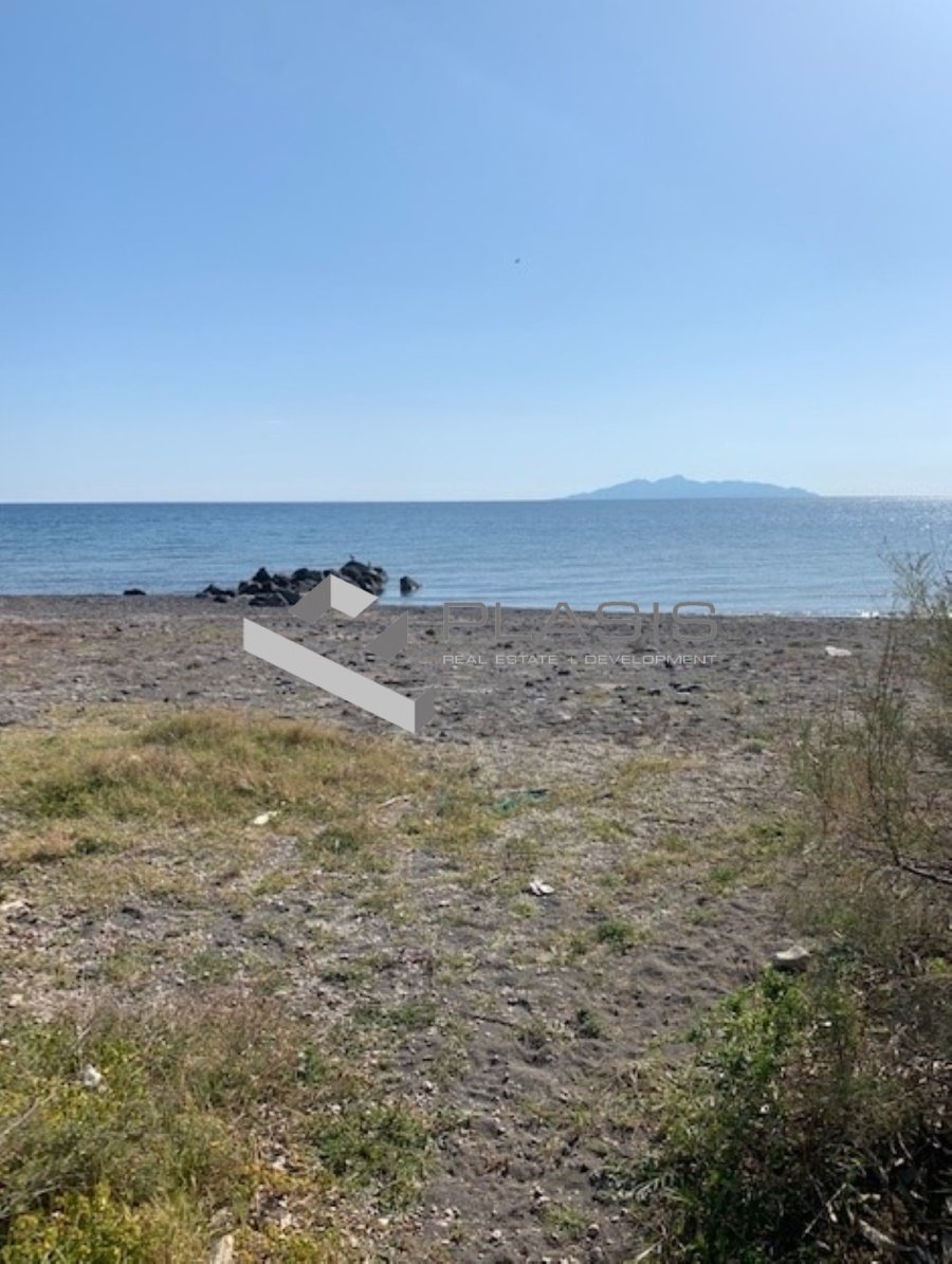 Land in Thira, Aegean, Greece 5 - 15731275